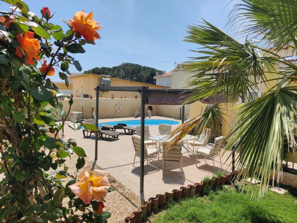 Pool Seaside Relais - Ville Ninfea, Marea, Rosa E Cassiopea Fontane Bianche Zewnętrze zdjęcie